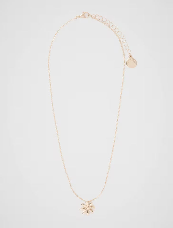 Daisy Necklace