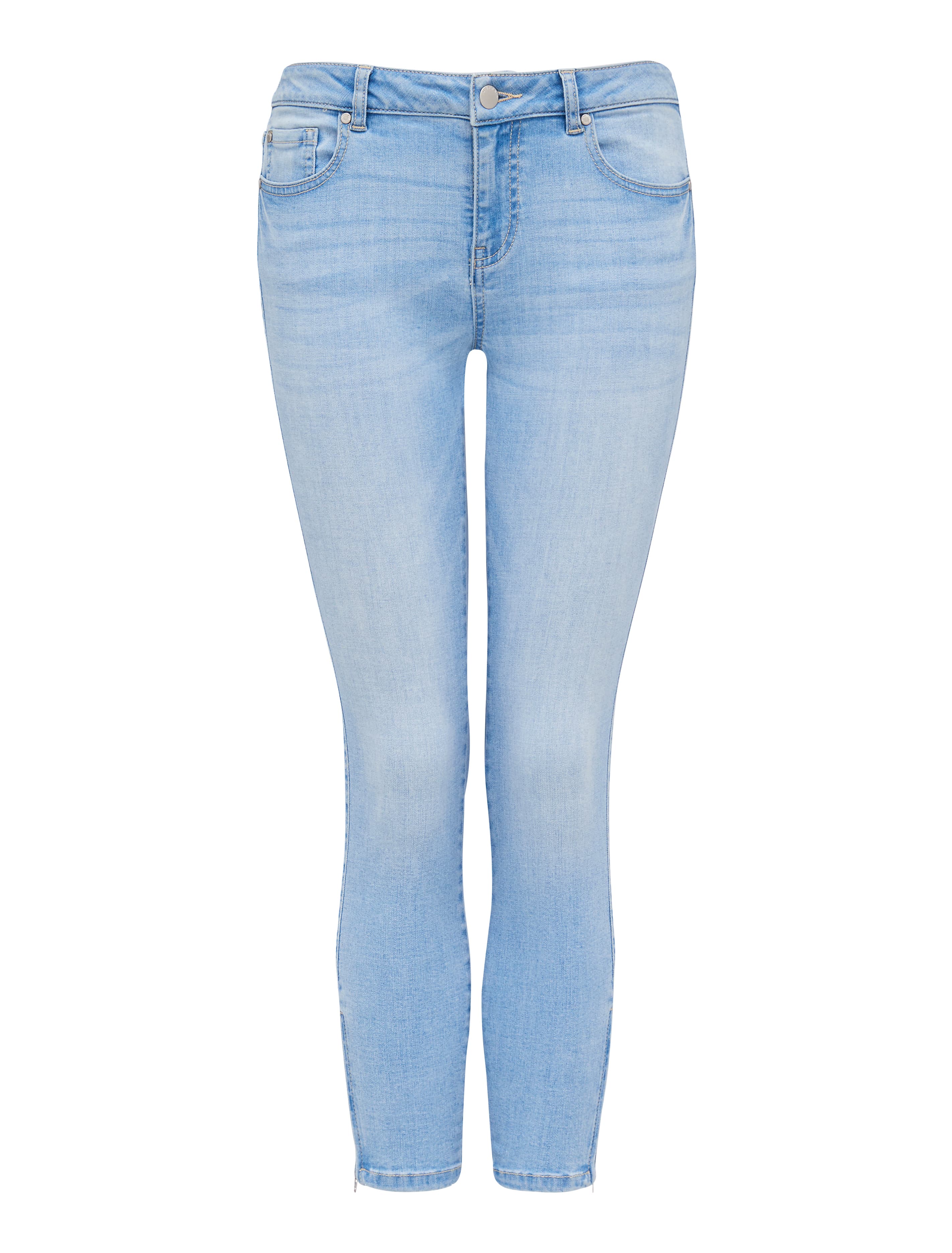 AllTerritories_Mannequin_24539501_F Mannequin