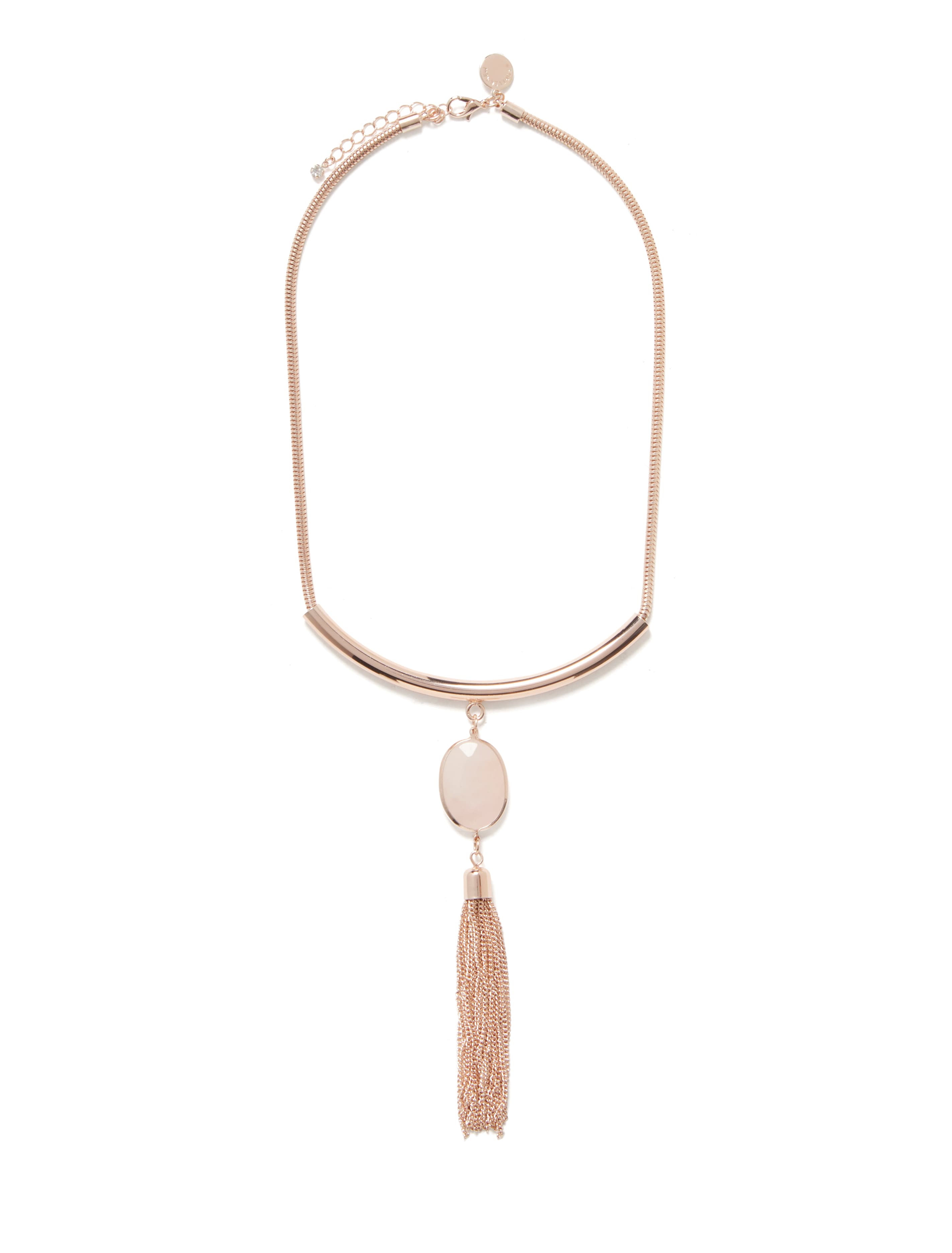 Serena Tassel Torque Necklace Pink_mannequin