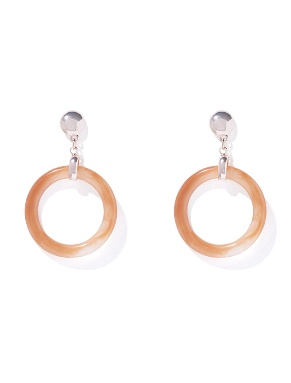 Aida Clean Resin Circle Drop Earrings Natural_mannequin