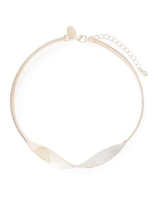 Sasha Torque Necklace Silver_mannequin