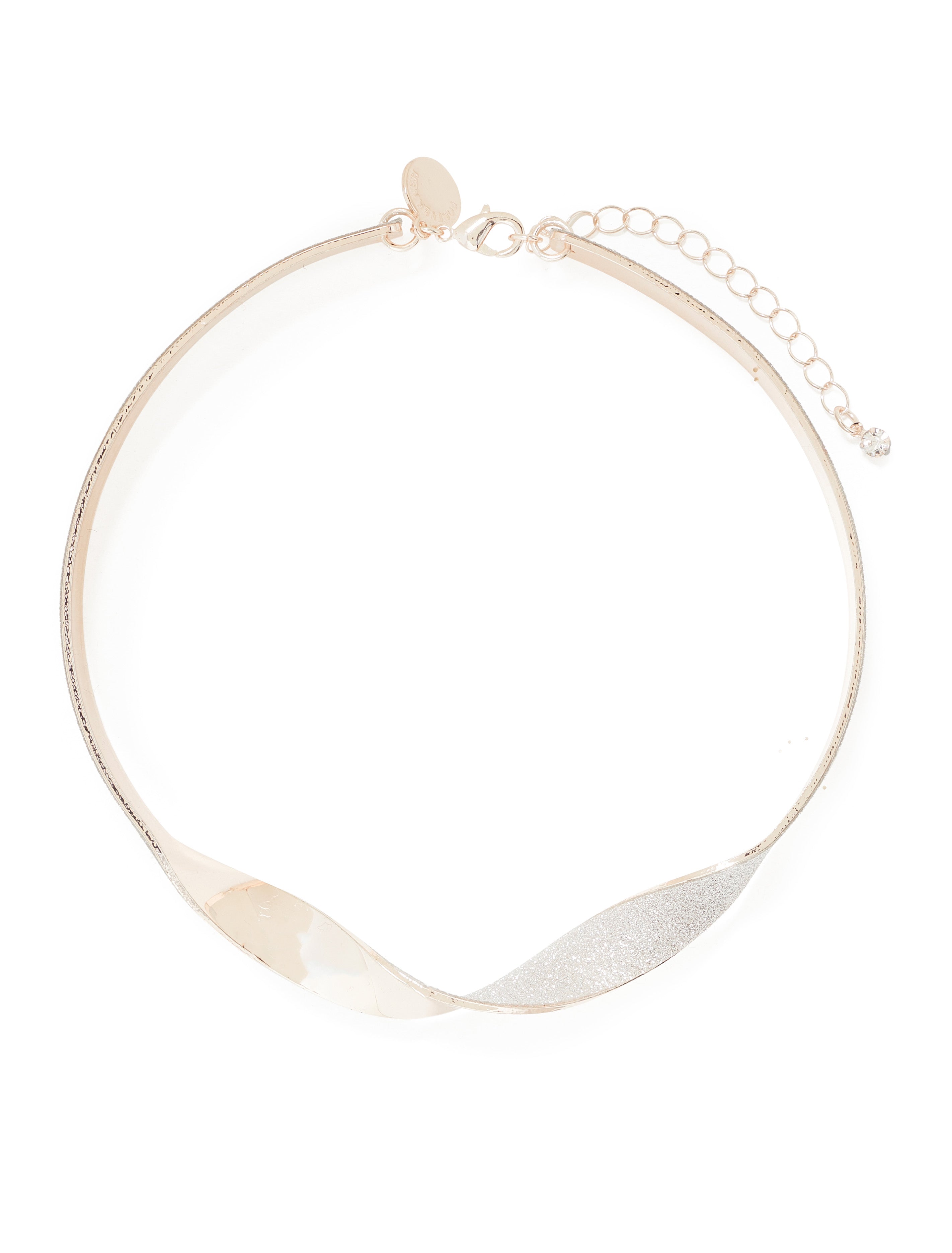 Sasha Torque Necklace Silver_mannequin