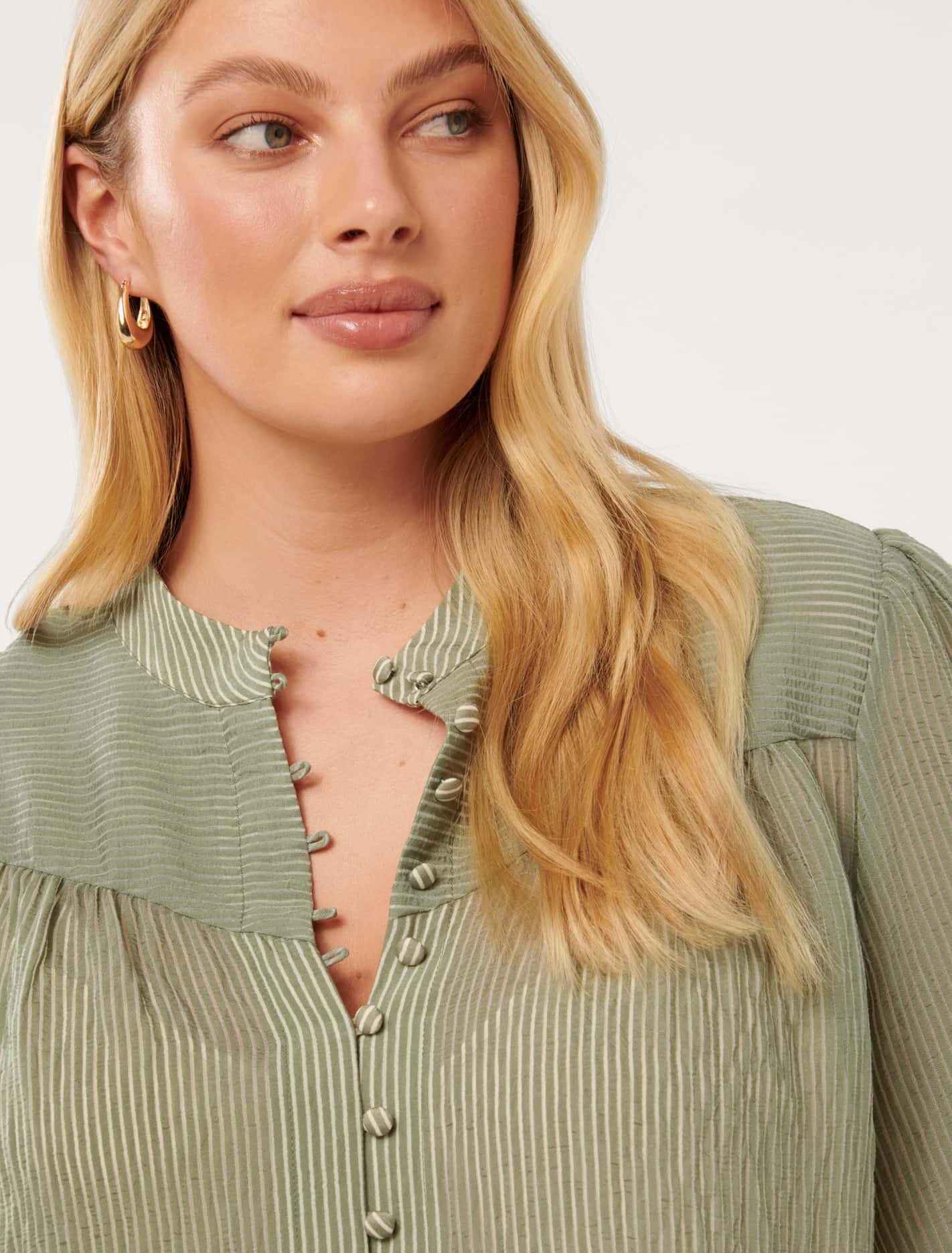 Leo Curve Soft Stripe Blouse Soft Sage